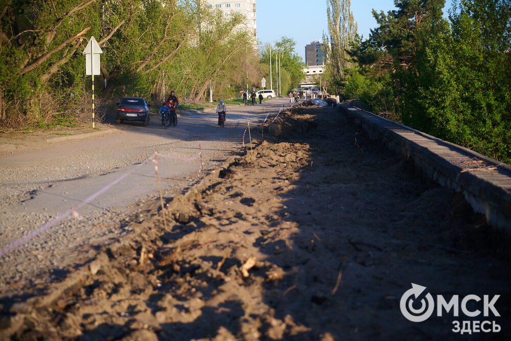 Ход ремонта набережной Тухачевского в Омске (от метромоста до ул. Кемеровской) летом 2026 года. Фото: Илья Петров