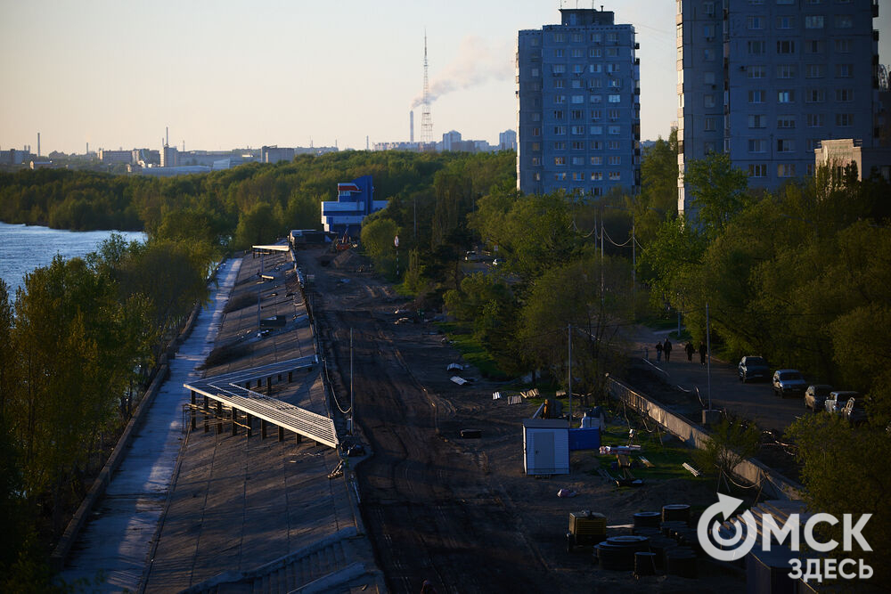Ход ремонта набережной Тухачевского в Омске (от метромоста до ул. Кемеровской) летом 2026 года. Фото: Илья Петров