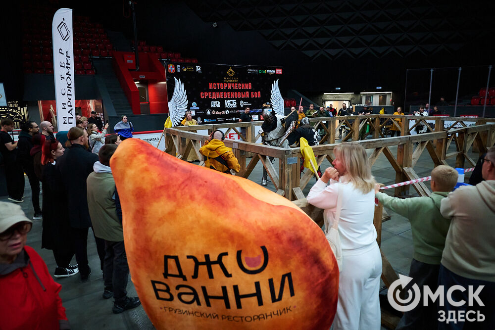 Омск принял международный фестиваль силы и зрелищ. Фото: Илья Петров